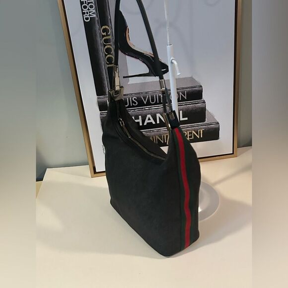 Authentic Gucci Denim Sherry Line Slouchy Shoulder Bag - Picture 4 of 7